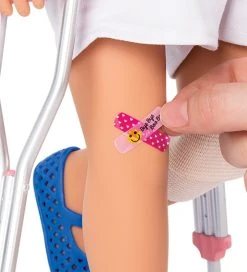 Our Generation Dukketøj - På Krykker 7 Our Generation Dukketøj - På Krykker -doll accessories shop XA118 2